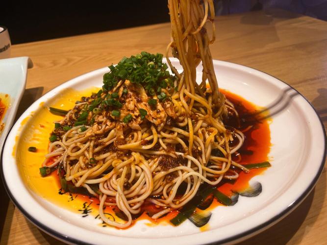 成都的特色美食有哪些（成都的特色美食有哪些可以带走?）