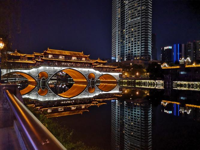 成都好玩的夜景地方-成都好玩的夜景地方推荐